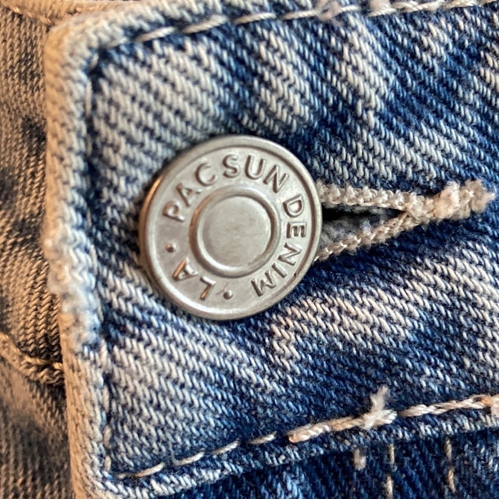 PacSun Light Wash Raw Edge Denim Mini Skirt Casual Summer Y2K Style 4763 - Picture 6 of 8